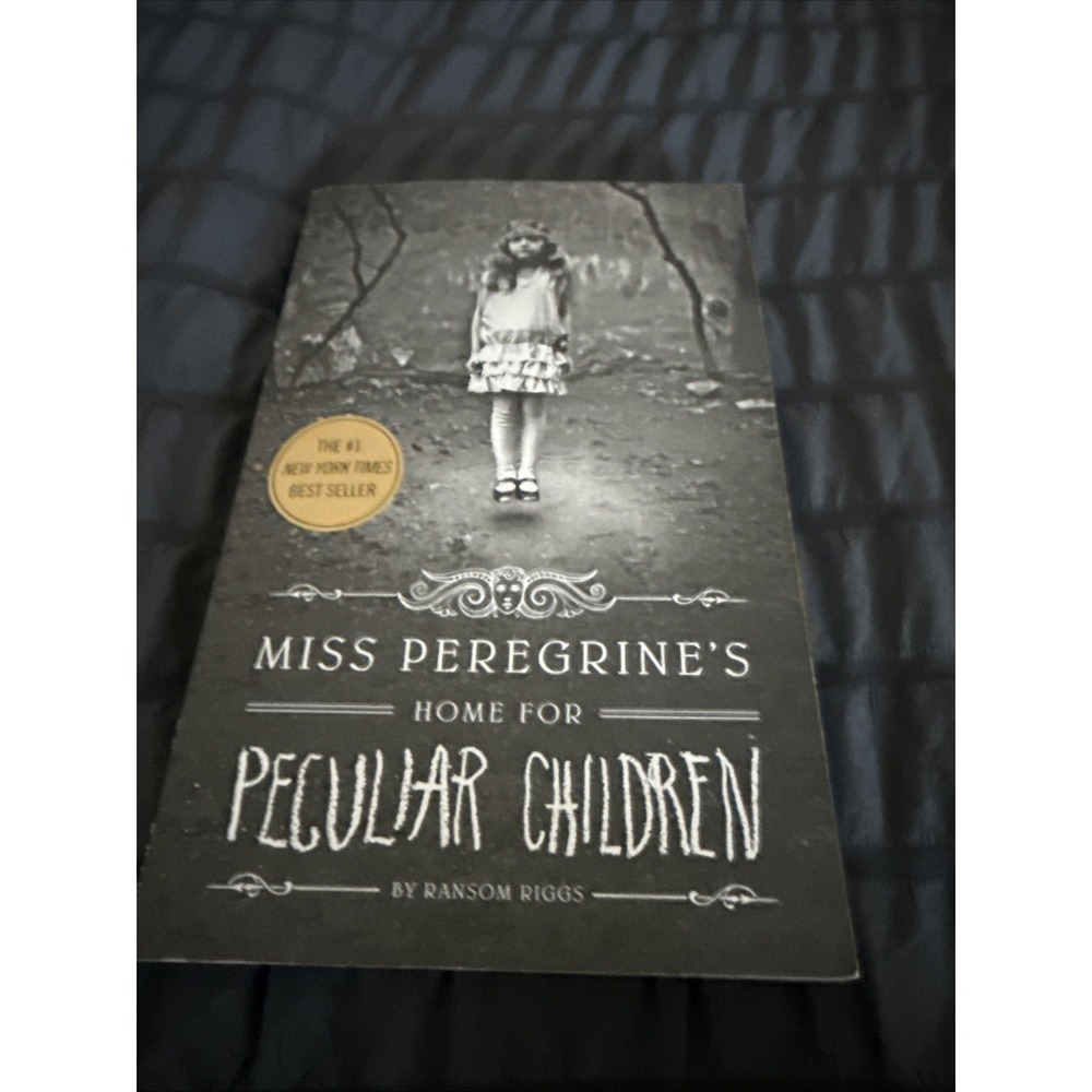 Miss Peregrine's Home for Peculiar Children By Random Riggs Box A